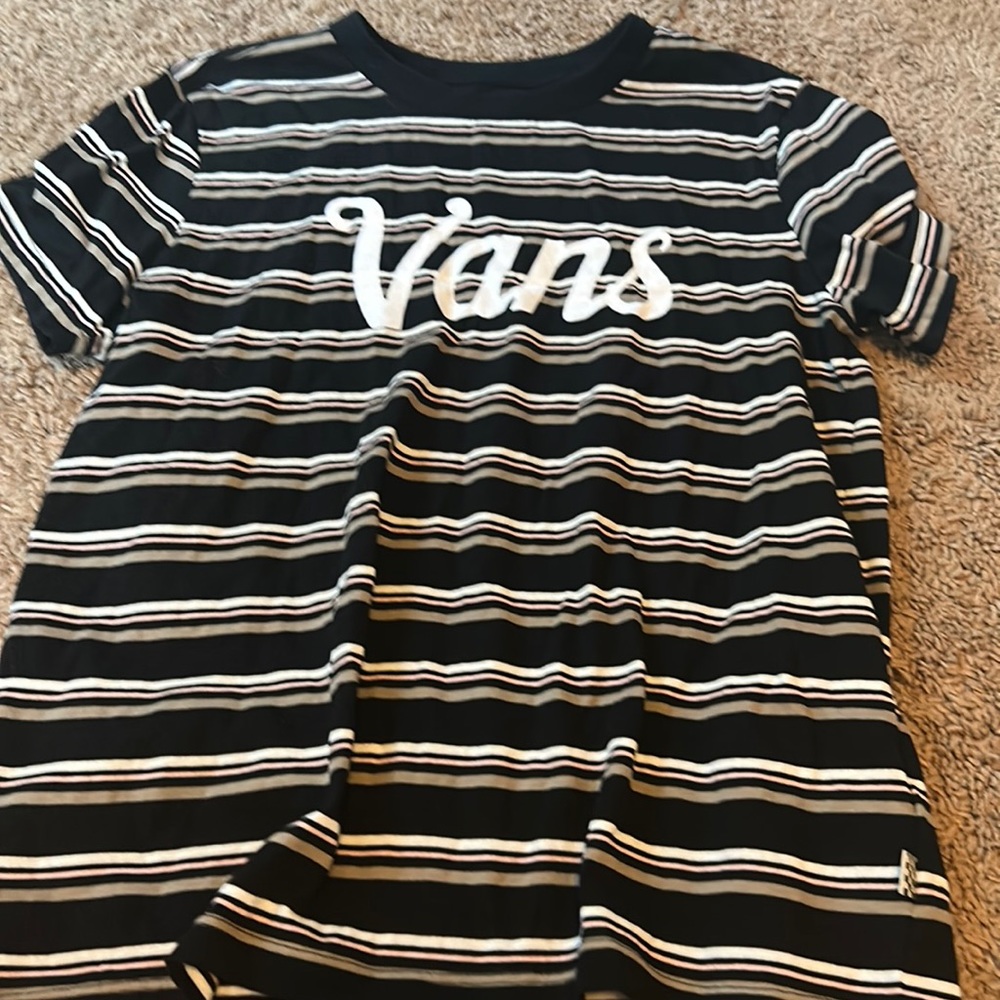 vans tee shirt, women’s small, new condition